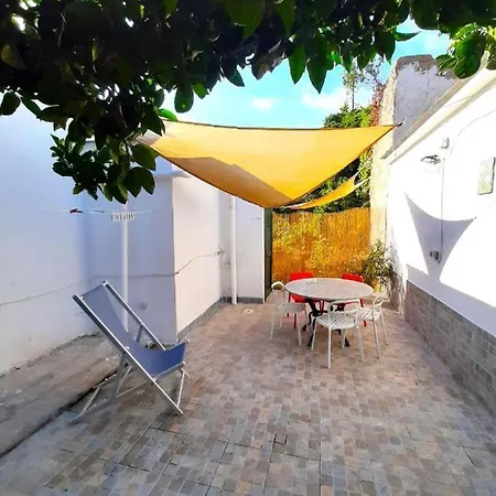 Orange House - Ciraccio Procida