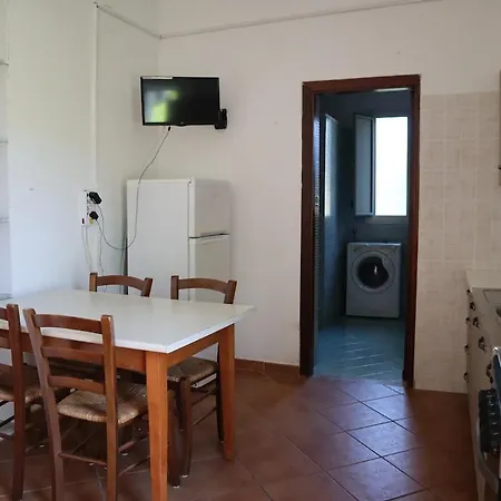 Orange House - Ciraccio Vakantiehuis Procida