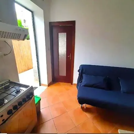 Orange House - Ciraccio Vakantiehuis Procida